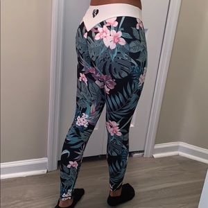Women’s Best Tropical Print Sport Leggings